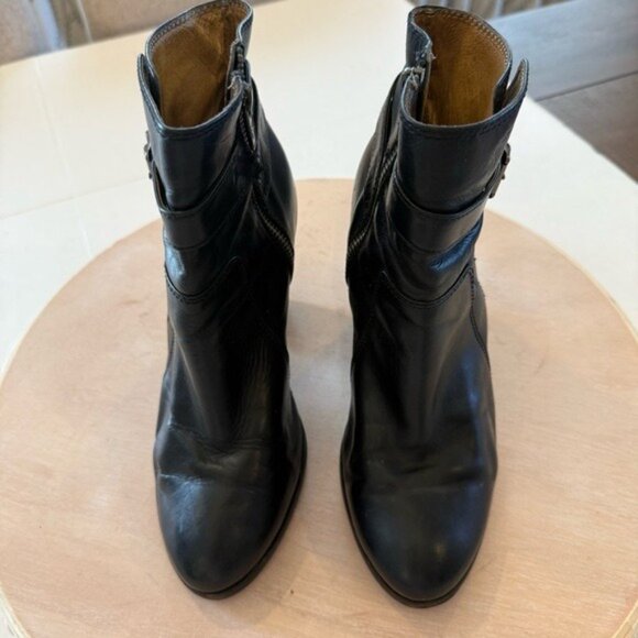 Frye Women’s Ankle Boot Patty Riding Bootie Black Leather Block Heel Size 7 - Picture 3 of 14